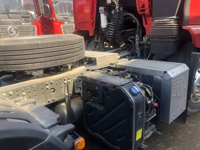 Янги SHACMAN тягач M3000S буюртма асосида 6 Янги SHACMAN тягач M3000S буюртма асосида 6