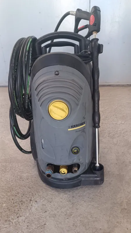 Karcher HD 6/15 sotiladi