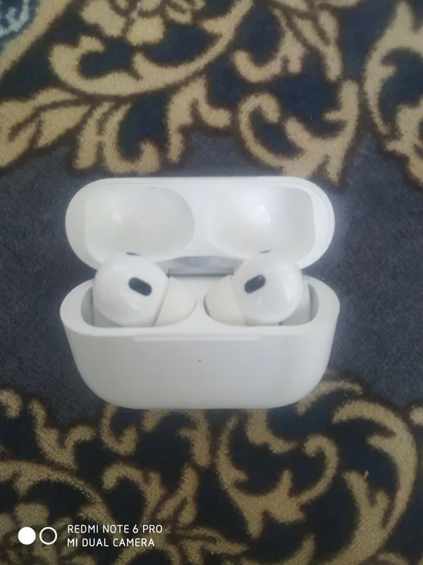 Apple Airpost Pro