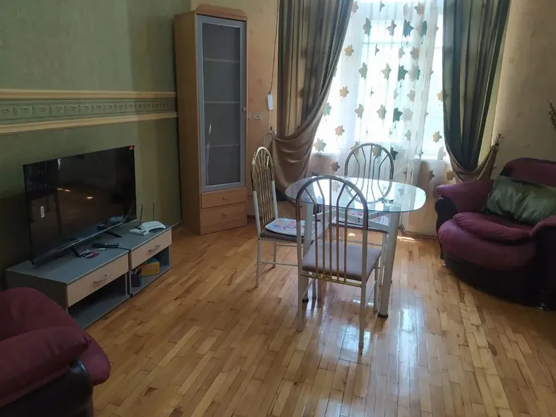Сдаётся квартира в Яккасарайском районе (ориентир: метро Айбек) 2