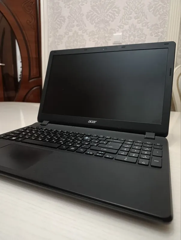 Acer Extensa EX2519 3