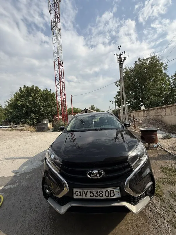 Lada Xray Cross 1.8 1