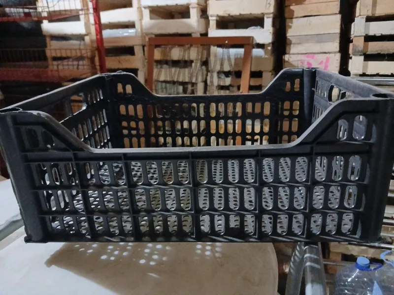 Plastik yashiklar
