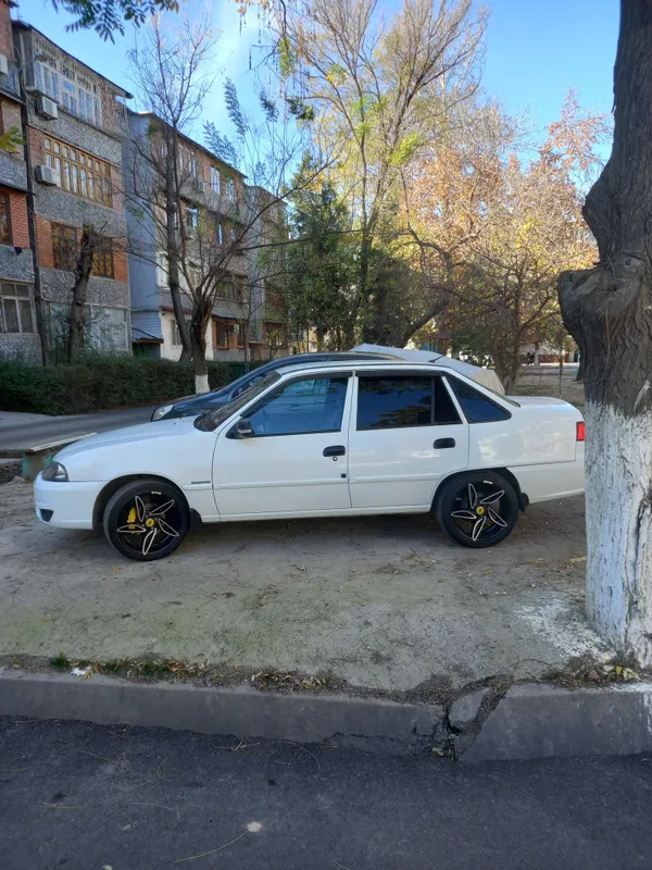Prodayotsa Nexia 2 dons 1.6