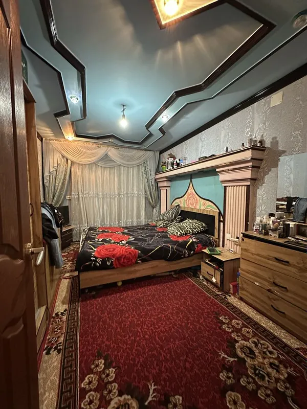 Ттз саниф продается квартира 4/1/3 кирпичный балкон 2х6 — фото 1