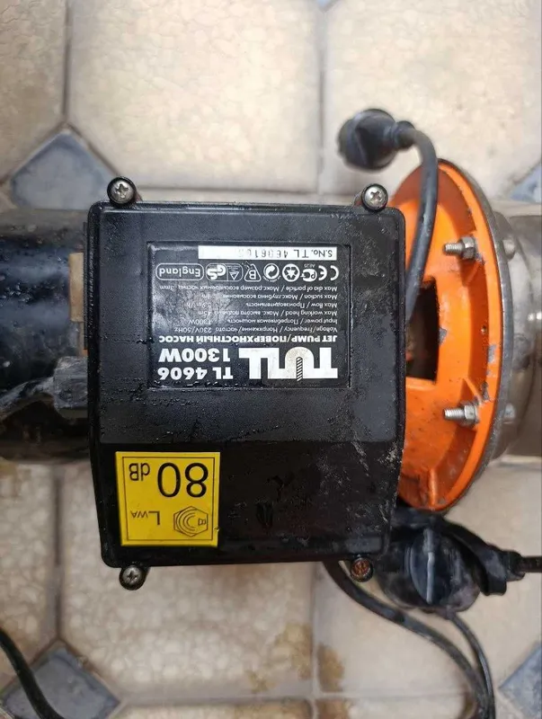 Suv nasosi komplekt sotiladi 1300W + avtomatika + 19L bak