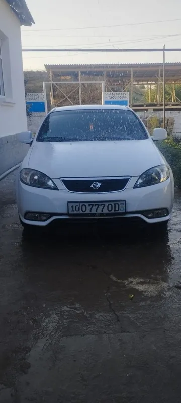 Продаётся Jentra 3 Продаётся Jentra 3