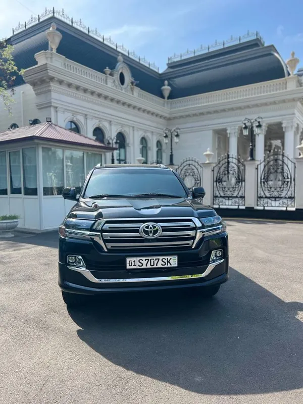 Toyota 200 сотилади — фото 2