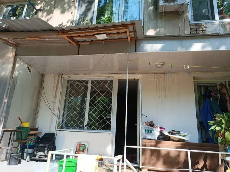 2 xonali kvartira sotiladi 4