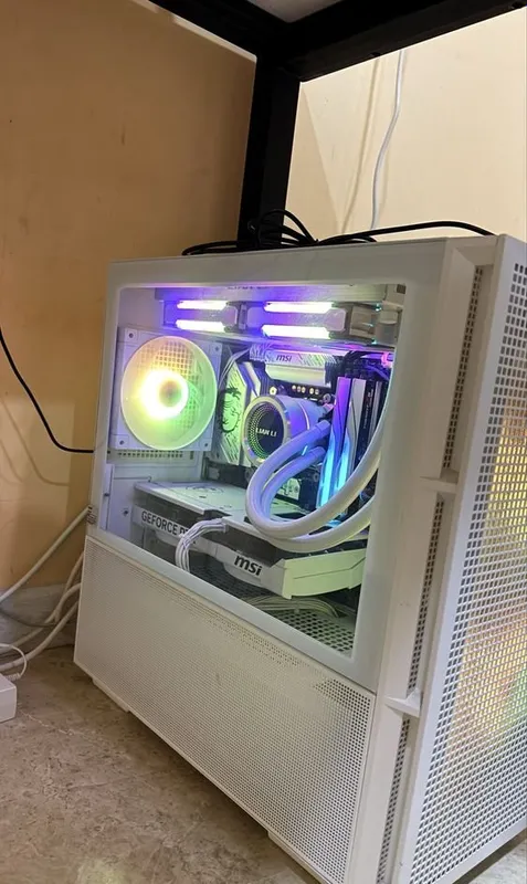 Top Gaming kompyuter i7-14700kf+RTX 5070+64Gb Ram 2 Top Gaming kompyuter i7-14700kf+RTX 5070+64Gb Ram 2