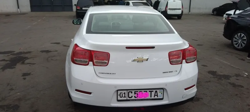 Malibu 1 pozitsiya 2012 yil 160 ming km Faqat benzinda yurgan kraska y 5
