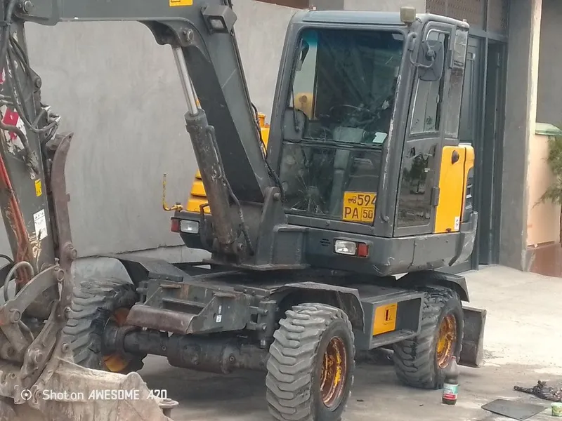 Ekskavator Samsung Volvo,60sotiladi 2 Ekskavator Samsung Volvo,60sotiladi 2