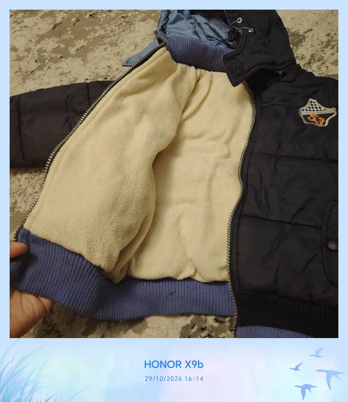 2 yoshdan 5 yoshgacha bo‘lgan bolalar uchun turli kurtkalar. 2