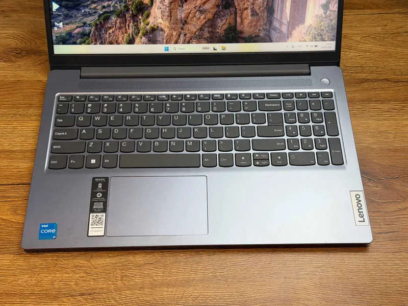 Lenovo I3 N305 8G/128GB 3