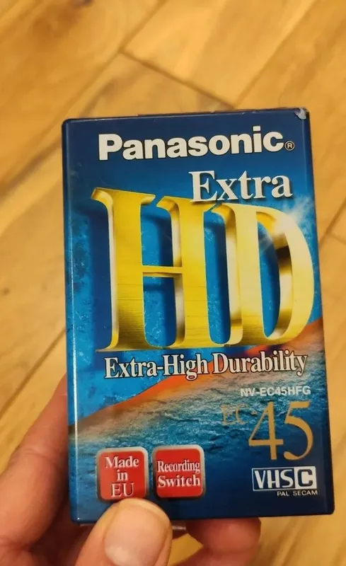 Видеокассета для видеокамеры формата VHS-C Panasonic HD Extra EC-45 1 Видеокассета для видеокамеры формата VHS-C Panasonic HD Extra EC-45 1