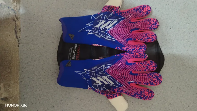 ADIDAS PREDATOR ORGINAL Darvazabonlar Perchatkasi — фото 2