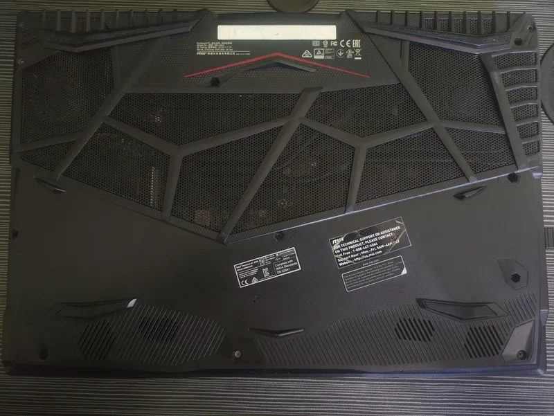 MSI Leopard GL65 9SC 4