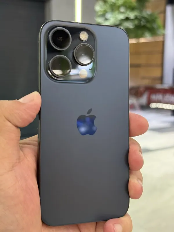 Iphone 15 pro arzonga 82% 128 Gb