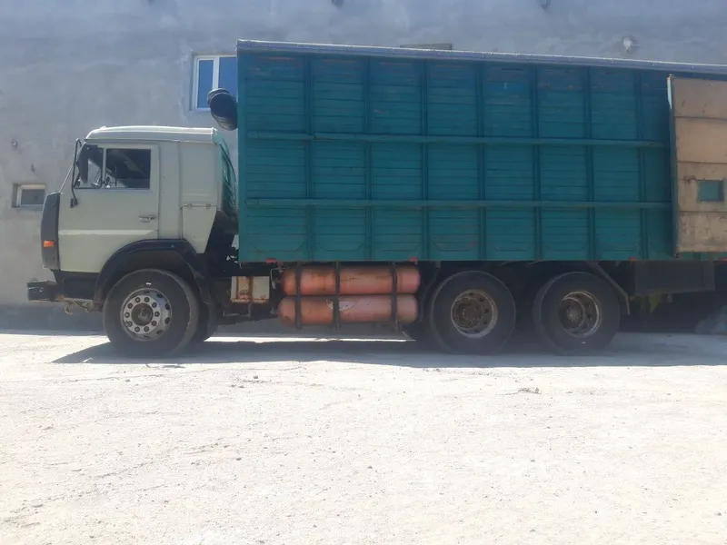 Kamaz sotiladi 53212