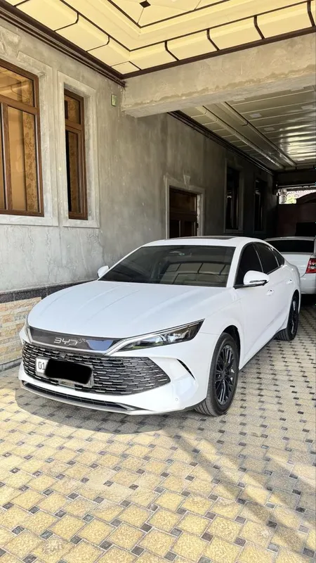 BYD seal 6 Gibrid 1
