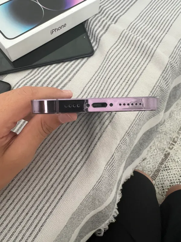 Продам телефон в стиле iPhone 14 Pro Max. Purplee 2 Продам телефон в стиле iPhone 14 Pro Max. Purplee 2