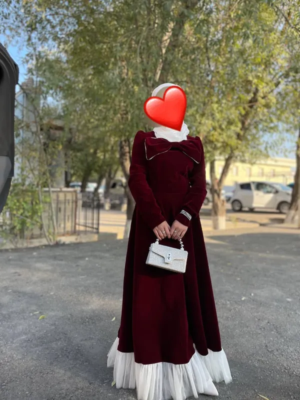 vecherniy koʻylak 1 marta kiyilgan holati a'lo 1 vecherniy koʻylak 1 marta kiyilgan holati a'lo 1