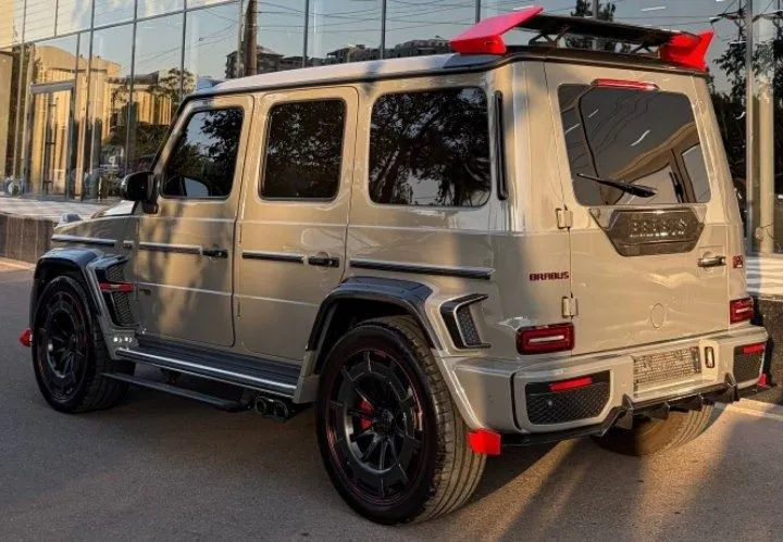 Mercedes-Benz Gelendwagen G63 AMG Brabus 900 гелик 2 Mercedes-Benz Gelendwagen G63 AMG Brabus 900 гелик 2