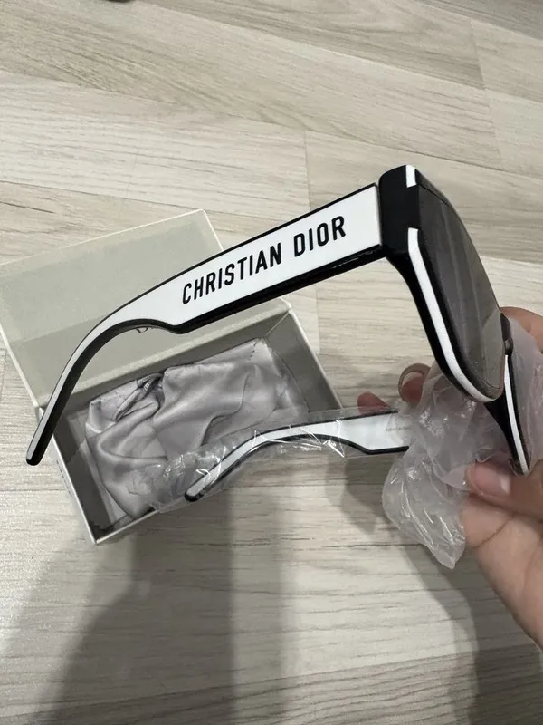 Ayollar achkisi sotiladi