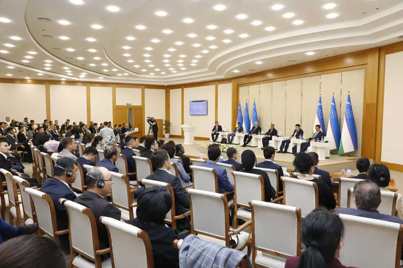 Ilmiy konferensiyalarni tashkil qilamiz Ilmiy konferensiyalarni tashkil qilamiz