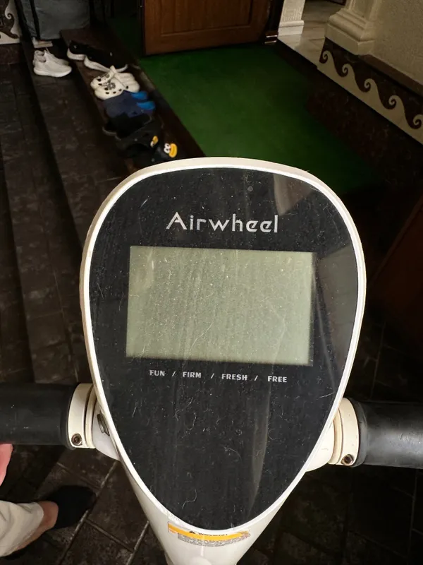 Airwheel A3 моноколестный электричество самокат 4