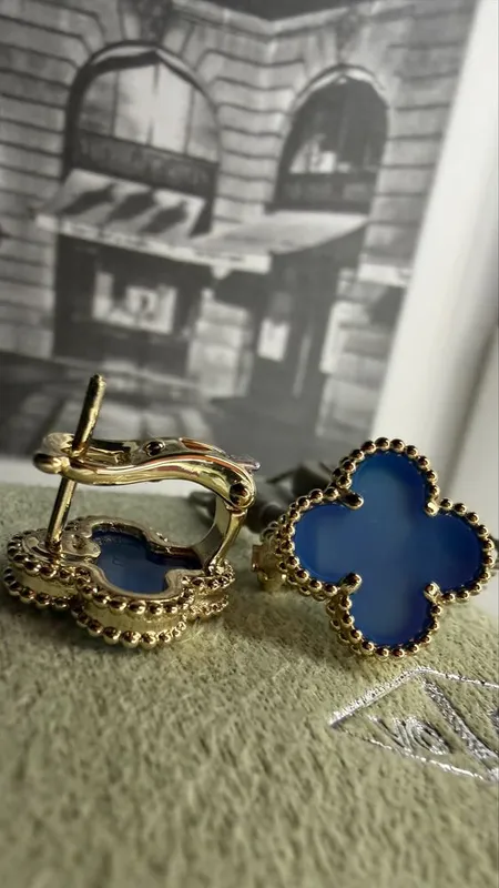 Серьги Van Cleef & Arpels Голубой агат 5 Серьги Van Cleef & Arpels Голубой агат 5