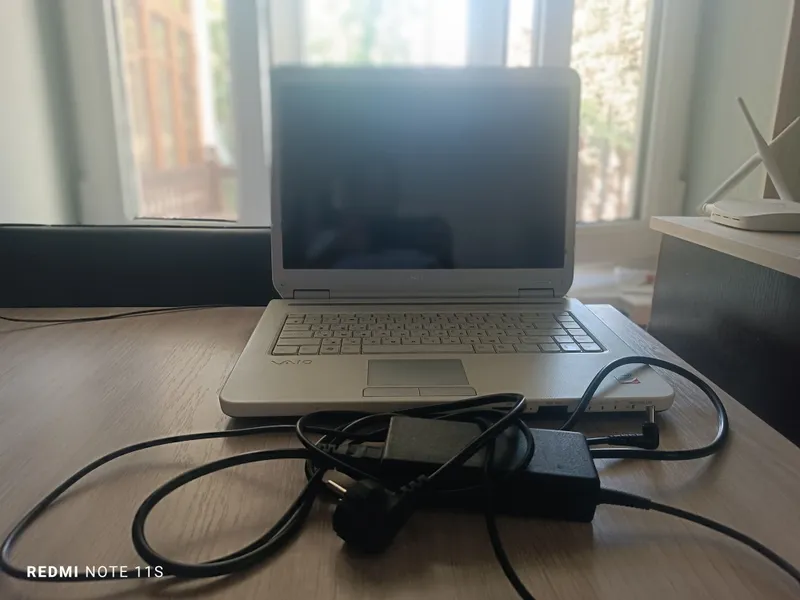 Продам ноутбук Sony б.у. — фото 1