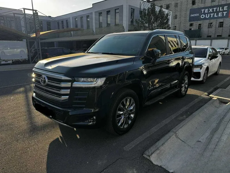 Toyota Land Cruiser 300, Гибрид 3,5л Турбо - Король оффроада 1 Toyota Land Cruiser 300, Гибрид 3,5л Турбо - Король оффроада 1