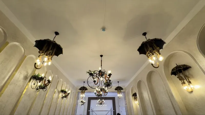 Люстра, бра, галоген, подсветка, магнитний релс, установка хизмати. — фото 6
