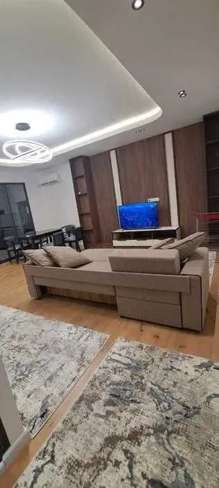Сдаётся квартира 3/1/9 на Эко базаре ор-р Чимган остановка 3 Сдаётся квартира 3/1/9 на Эко базаре ор-р Чимган остановка 3