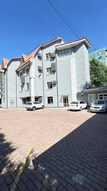 Аренда отдельностоящего здания, 1600 м2, Шевченко 9