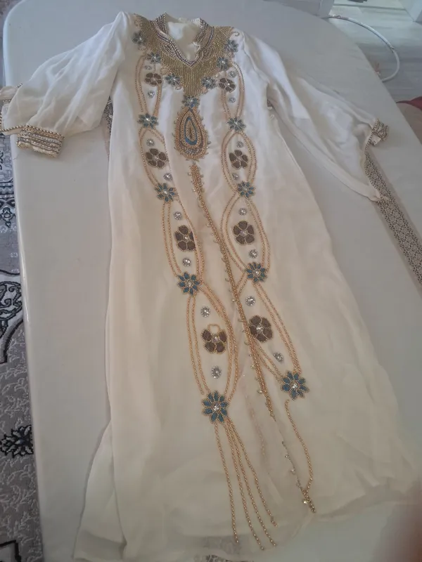 ayollar kiyimi ayollar kiyimi