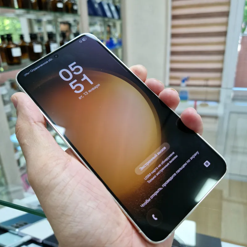Samsung S23Plus 2