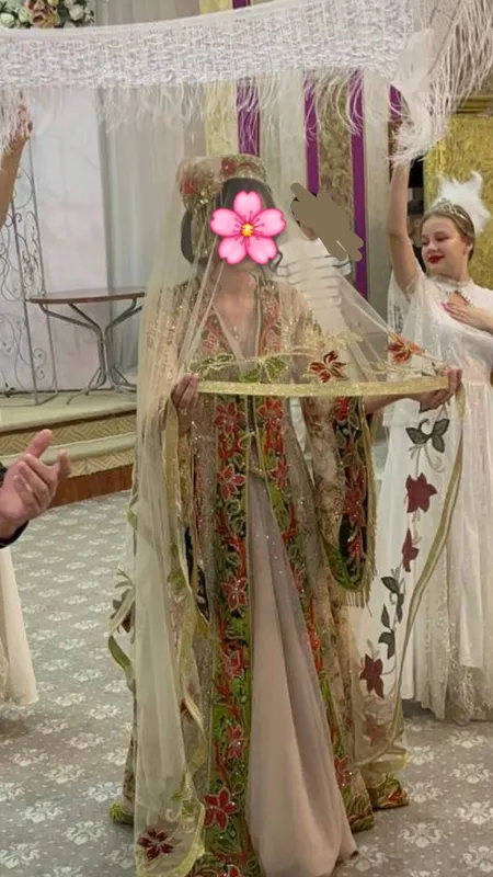 ansanbil sotiladi ko'ylaksiz 6000000