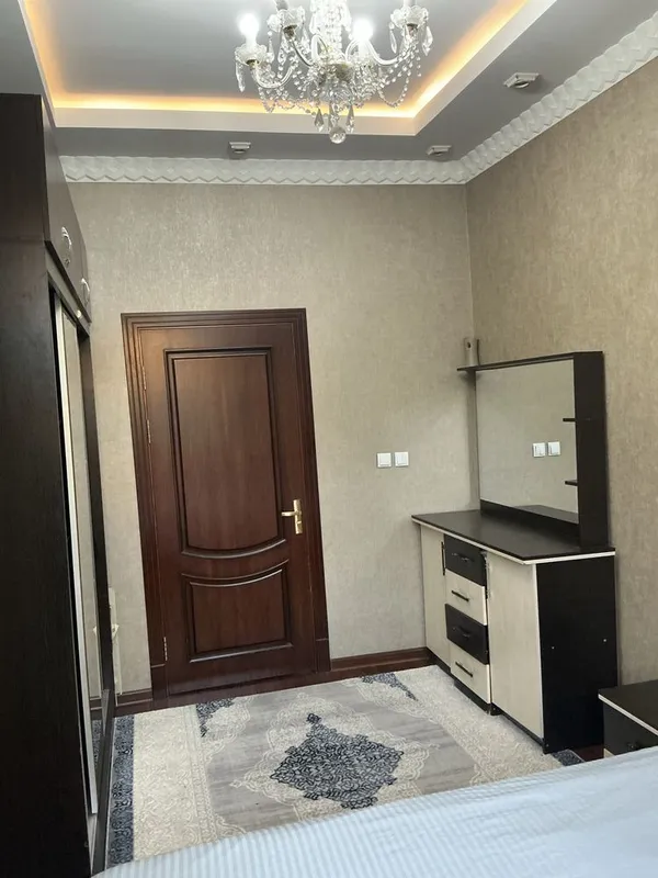 Сталинский дом Высокопотолочка 3ком квартира в центре.Аския 5