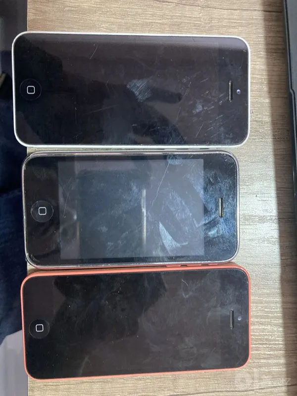 Продаётся iPhone, не работает 1 Продаётся iPhone, не работает 1