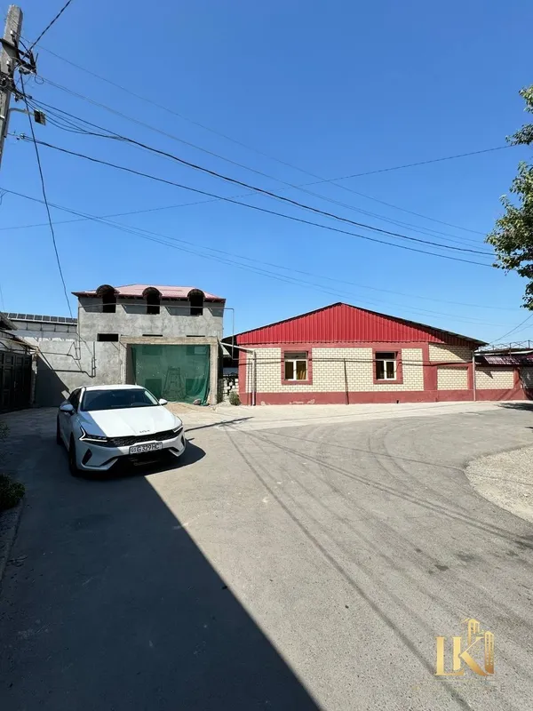 Sergeli Uzgarishdagi 2,3 sotixlik yer uchastkasidagi 300 m² uch qavatli uy 1 Sergeli Uzgarishdagi 2,3 sotixlik yer uchastkasidagi 300 m² uch qavatli uy 1