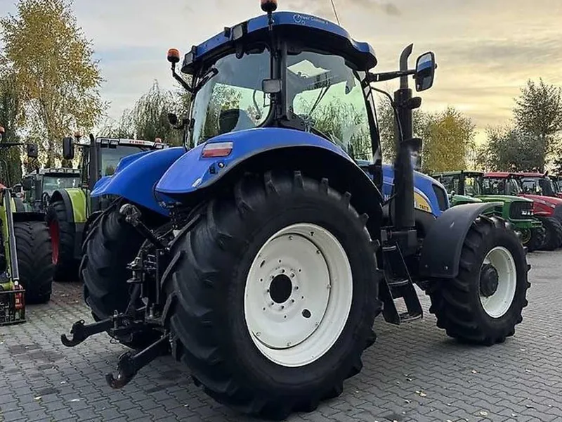 Трактор колесный New Holland T6070 PowerCommand — фото 3