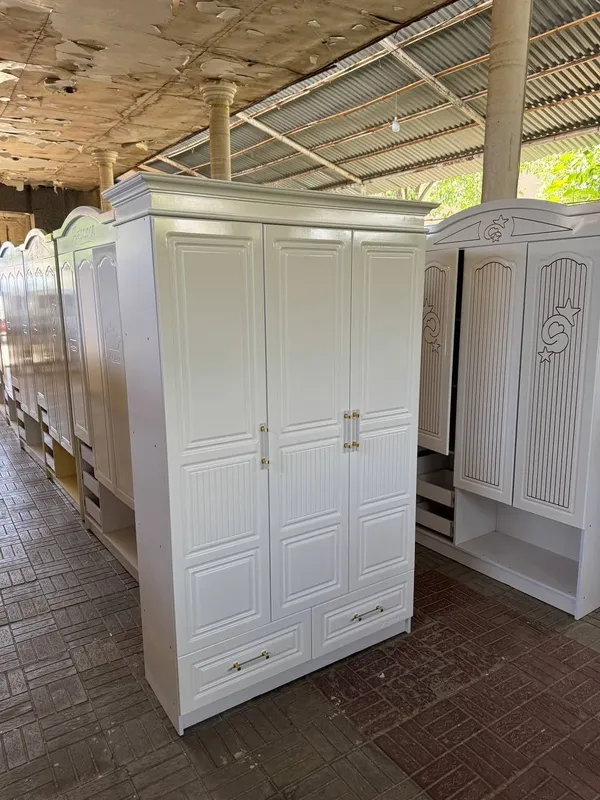 3 eshikli shikafcha oʻrtacha holati yangi har-xil rasmlari bor — фото 2