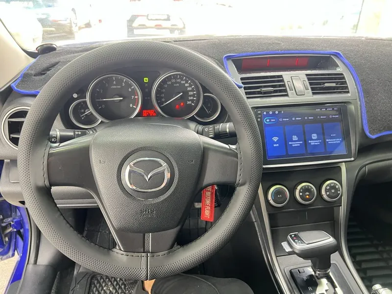 Mazda. 6. 2008 yil 8 Mazda. 6. 2008 yil 8