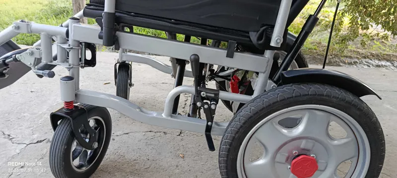 Nogironlar uchun elektr aravacha 5 Nogironlar uchun elektr aravacha 5