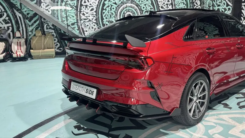 Kia K5 spoiler Антикрыло Спойлер Тюнинг — фото 2
