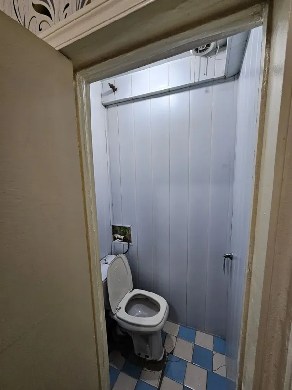 Сдаю в аренду 1 этаж 5