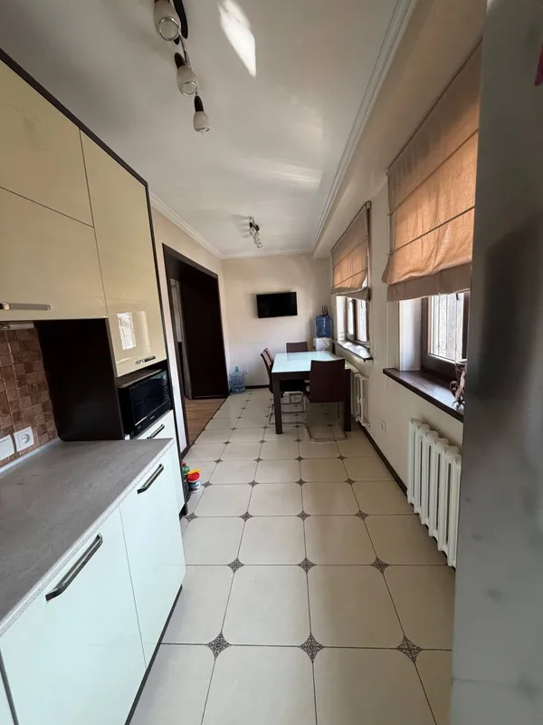 3 xonali kvartira, 85 m2, Mirzo Ulug'bek 4 3 xonali kvartira, 85 m2, Mirzo Ulug'bek 4