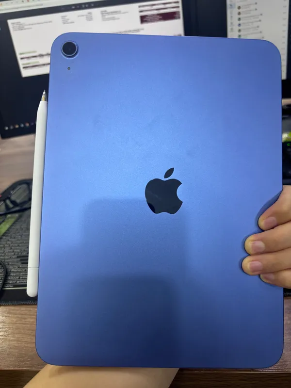 Ipad + keyboard + magic pen